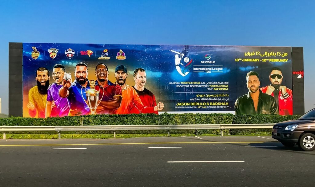 DOOH Screens Sharjah showcasing large-format digital wall advertising on a busy urban road